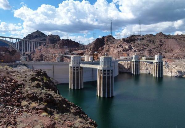hoover dam tours